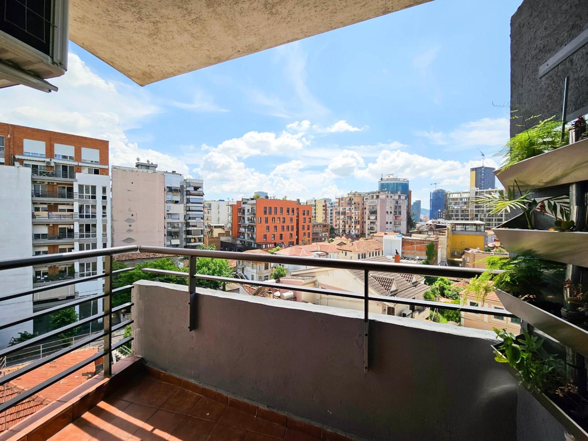 Apartment Modern Flat In Center Tirana