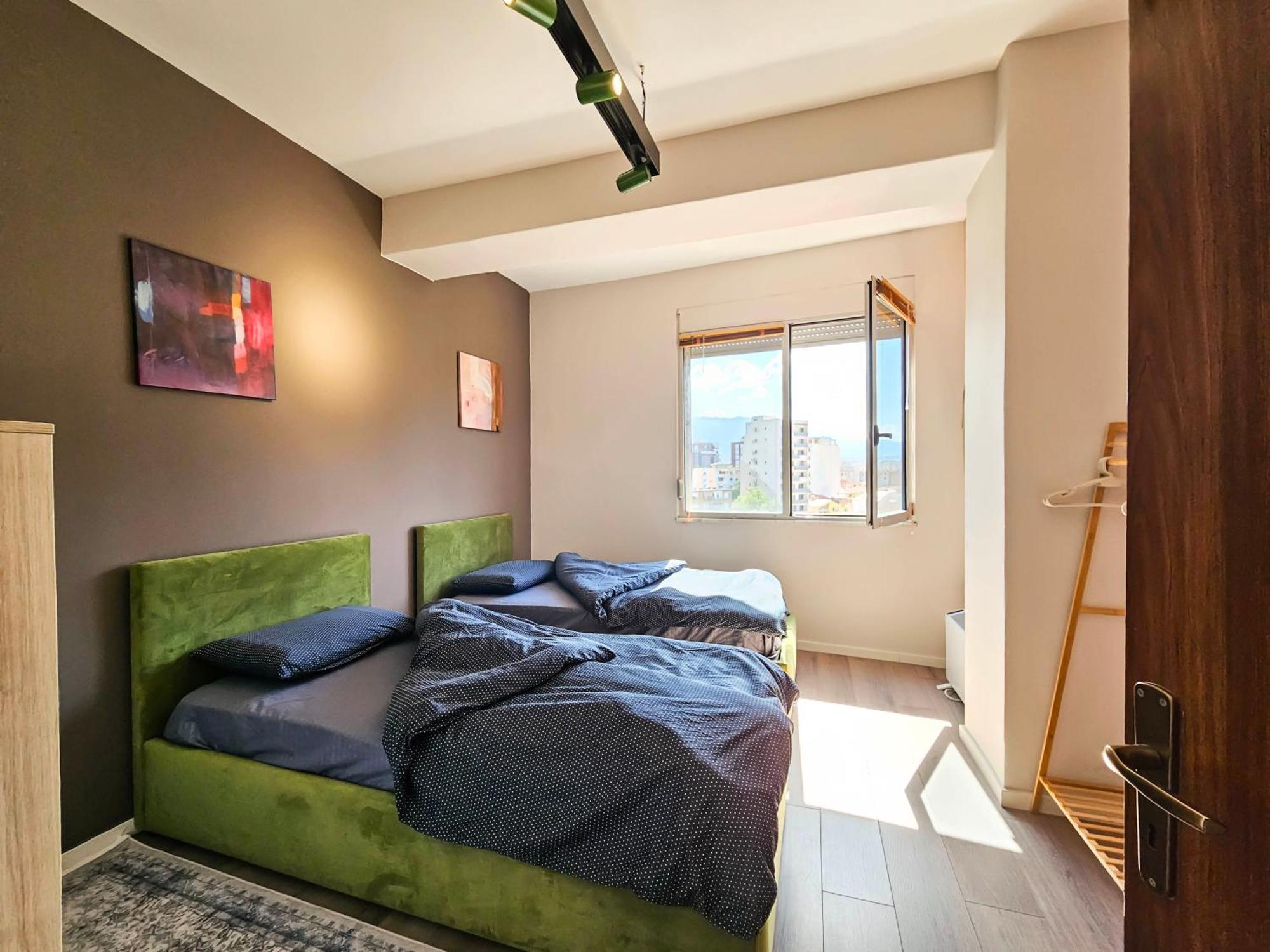 Modern Flat In Center Apartment *