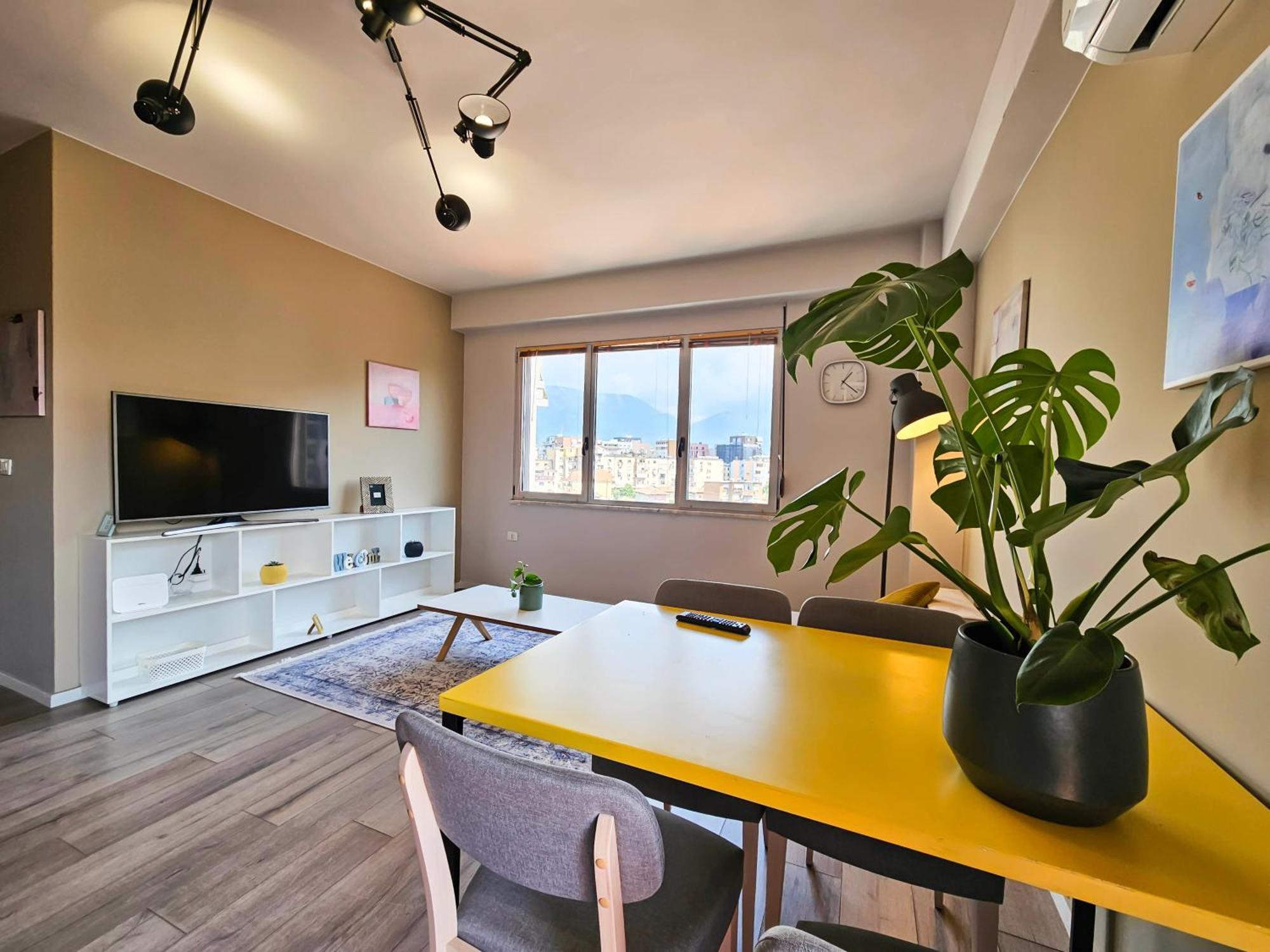 Modern Flat In Center *